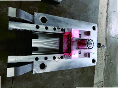 壓鑄模具制造專業技術_紅丹配模法_鋁壓鑄件披鋒