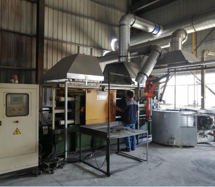 200噸鋁合金壓鑄機2臺-2